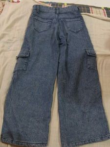 girls bell bottom new jeans
