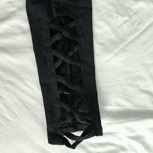 Criss Cross Jeggings