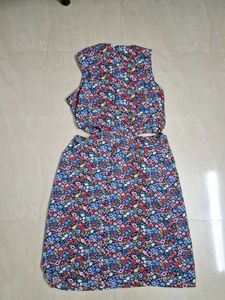 Tokyo Talkies Casual Fit Polyester MIDI Dress