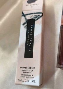 Fenty Beauty Gloss Bomb