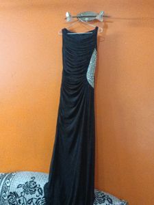 Elegant Black Maxi Dress