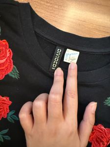 H&amp;M Floral Crop Top 🌹