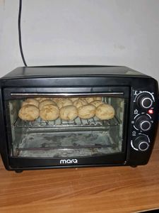 Mara Toaster Oven - Black