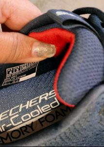 Skechers glide step slip ons