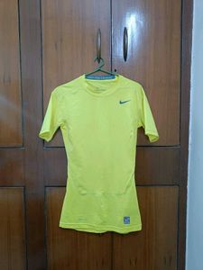 Nike Compression Tshirt