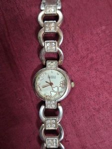 Elegant Women&#39;s Watch