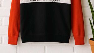 Believe Graphic Sweatshirt