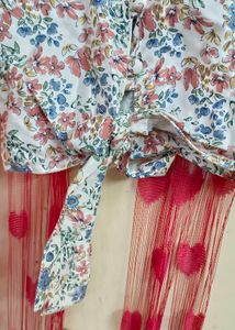 Cute Floral Top🩷🩵💙