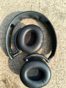 AKG Y500 Premiun Wireless Headphones 🎧