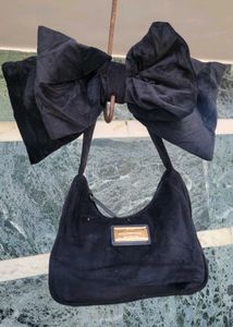 Starbucks Black Bow Baguette