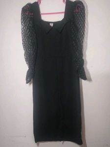 WomenMid Length Frock With Netted Puff Hand Sleeve