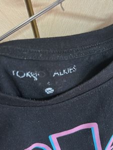 Black T-shirt