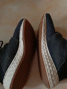 New Balance Sneaker
