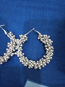 Earings