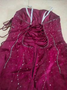 Katrina Kaif 20&#39;s Maroon Dress 🫖🍫🌹