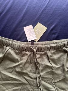 H&amp;M Olive Green Shorts