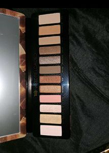 Urban Decay Naked Eyeshadow Palette