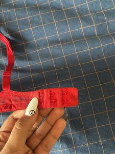 Red Lace slightly push-up Bra