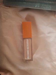 HUDABEAUTY FAUXFILTER DARKCIRCLE CORRECTOR