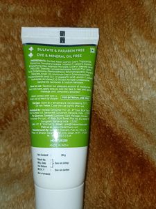 THE DERMA CO. new vitamin E face moisturizer for DRY and FLAKY skin,,, I never used it because my skin type is oily n it&#39;s for dry and flaky skin