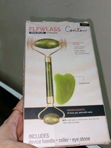 Guasha And Face Roller