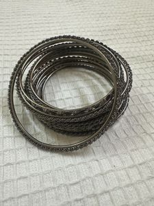 Silver Tone Bangle Bracelet Set