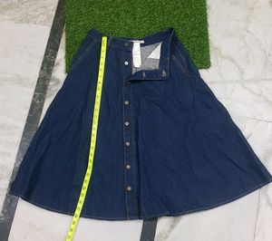 Long Highwaisted Flared Skirt
