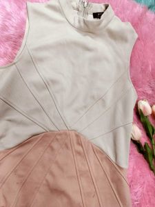 Elegant Sleeveless Bodycon Dress