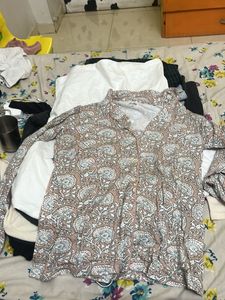 printed matching sleeping pyjama set