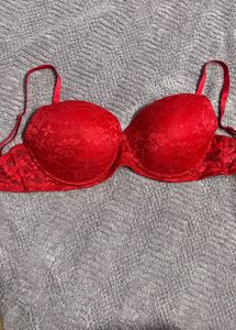 Red Lace Push-Up Bra