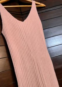 Women Pink Woollen Sheath Dress with Top