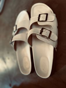 White Beautiful Flat For Women