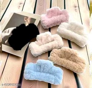 Fir Tv Classy Women Hair Clips &amp; Clutcher Pin