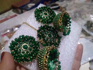 Green Jhumka With Mangtika