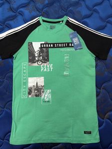 Boys Graphic Round-Neck Tshirt