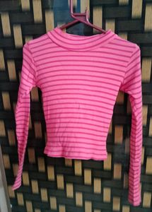 Stripped High Neck Women&#39;s Top