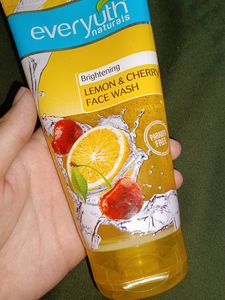 Everyuth Face Wash
