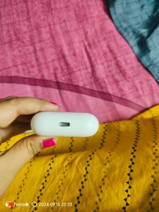 New Airpods Pro (White Colour) 1st Copy