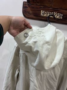 Cream Color Short Trench Coat Style