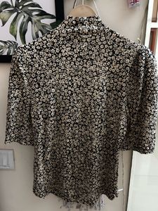 Gap Floral Print Mock Neck Slim Fit Top