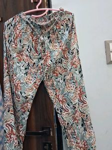 Patterned Short Sleeve Top