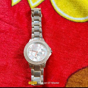 Golden Stylish Metal Watch