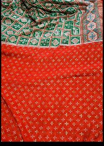5 Green Elephant Print Saree With Attached Blouse