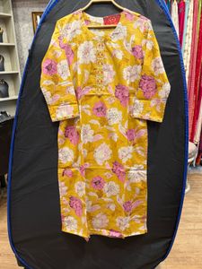 Floral Print Straight Cotton Kurta