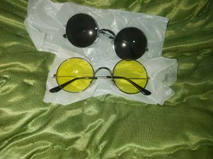 Women  2 Sunglasses
