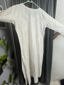 Elegant Embroidered Kurta