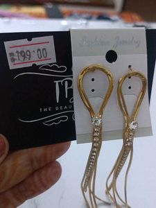 Elegant Gold Dangle Earrings