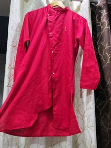 Red Kurta