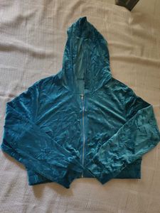 SHEIN Blue Velvet Cropped Hoodie