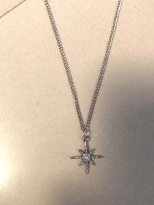 Elite Graceful Women Necklaces &amp; Chains
